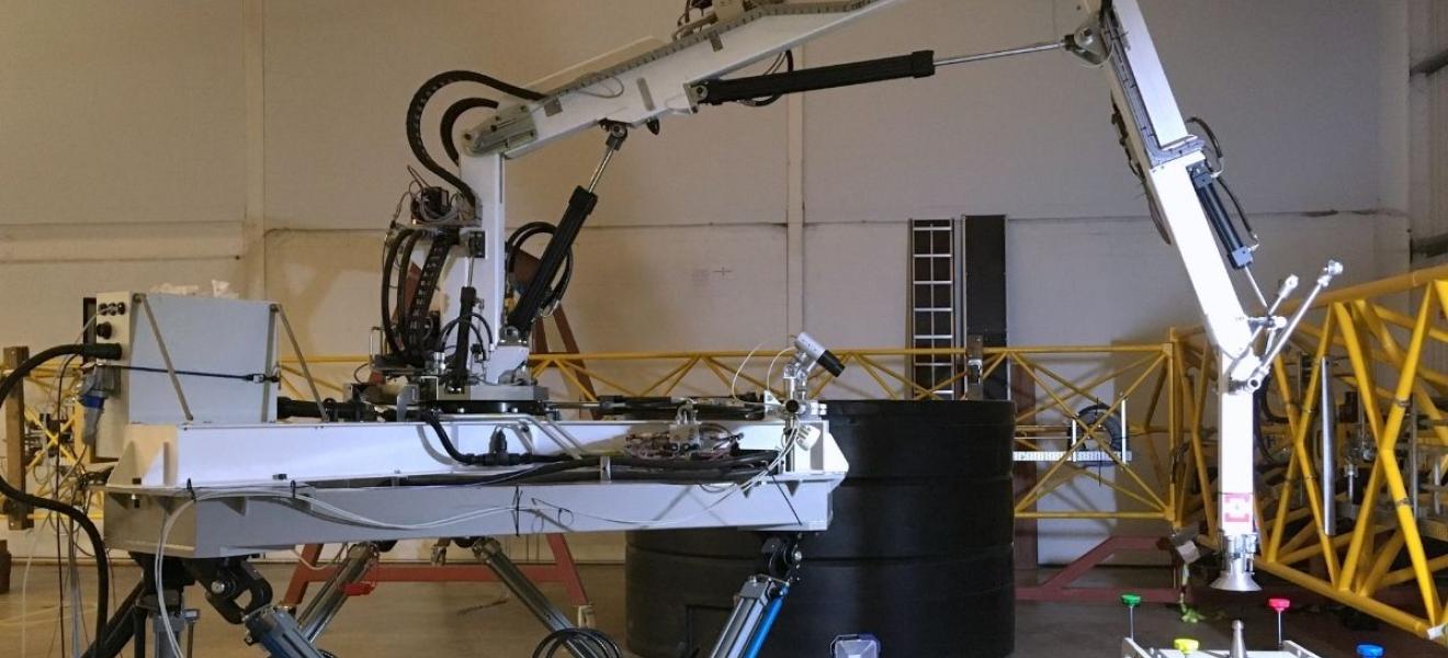 Robotic arm Robotic arm