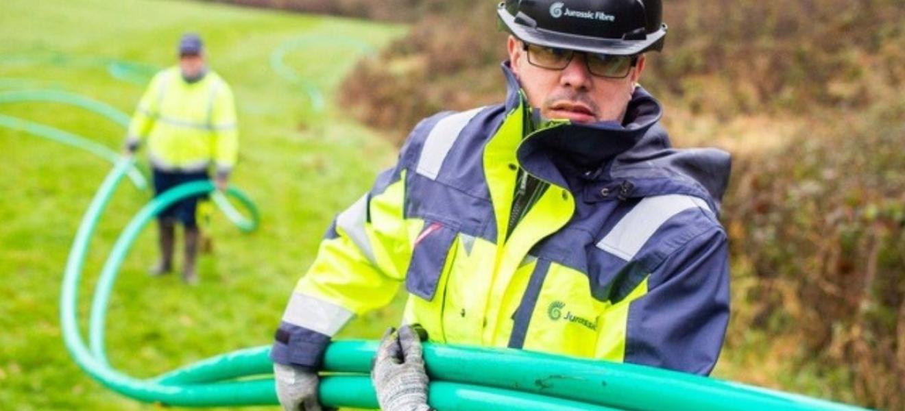 Jurassic Fibre responds to national rise in living costs and supports South West communities by cutting ultrafast broadband prices Jurassic Fibre responds to national rise in living costs and supports South West communities by cutt