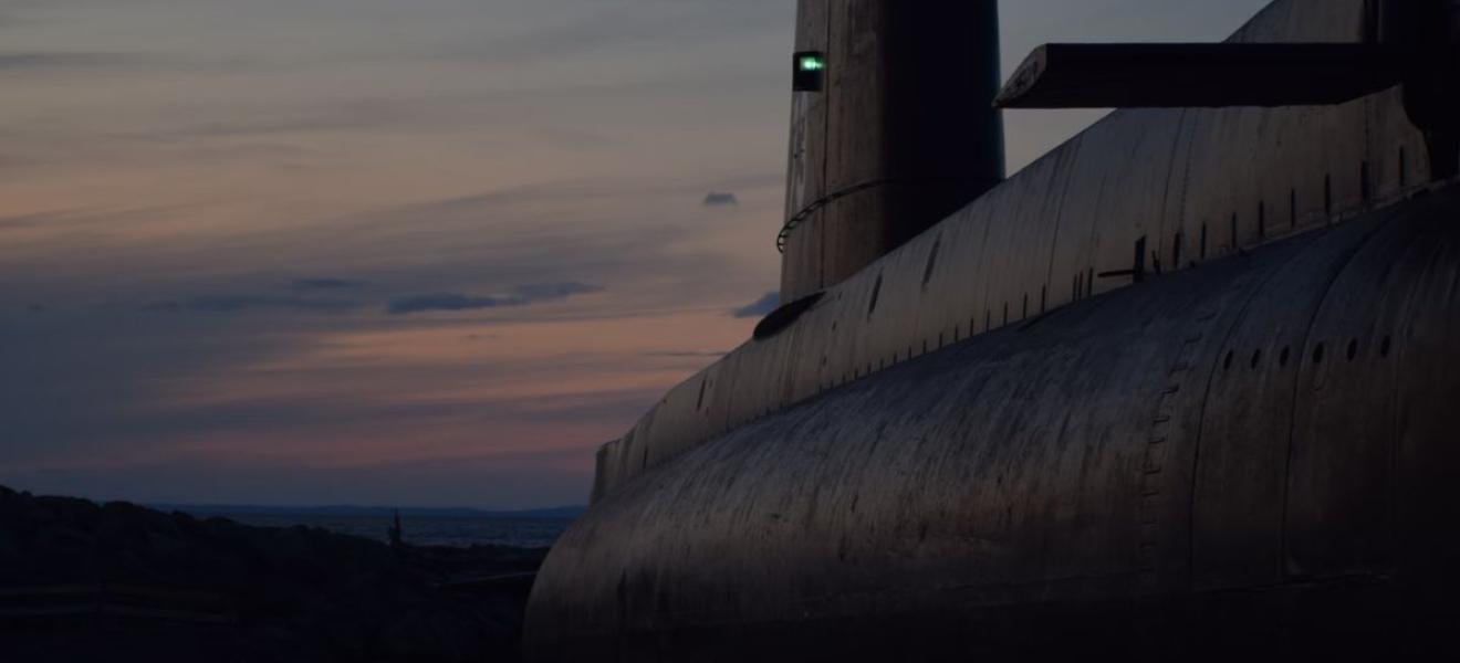 Submarine Submarine