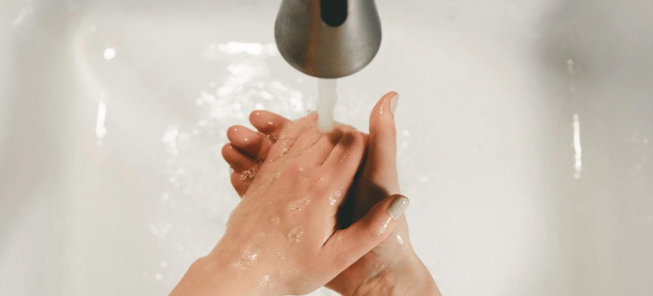 Washing hands Washing hands