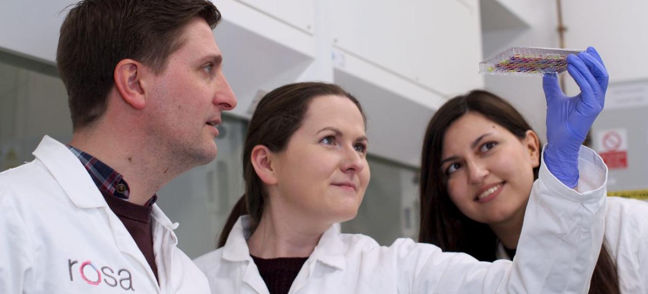 Rosa Biotech team in lab